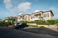 Colibri Court Hotels in 