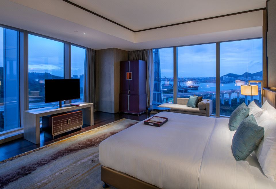 豪华海沧大桥景观超大床（270°桥景揽山海维港）