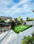 Seabreeze garden oasis, jacuzzi, golf, mins ->beaches