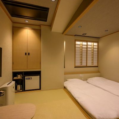 和風コンフォートルーム(浴室) ほてるISAGO神戸 クーポン