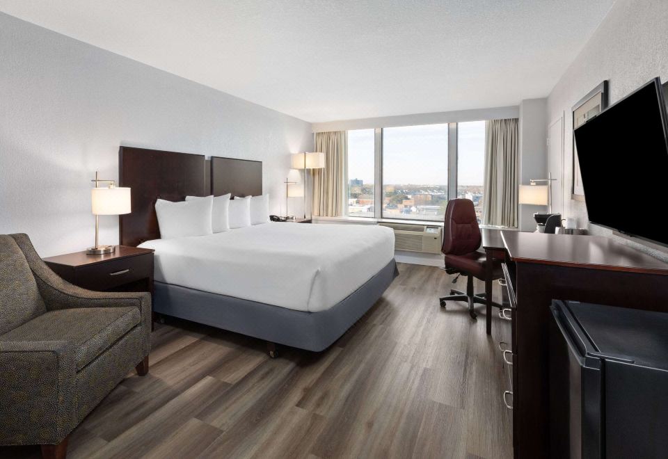 特大床房（禁烟）