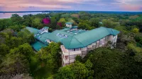 Hotel Sudu Araliya Hotels in 
