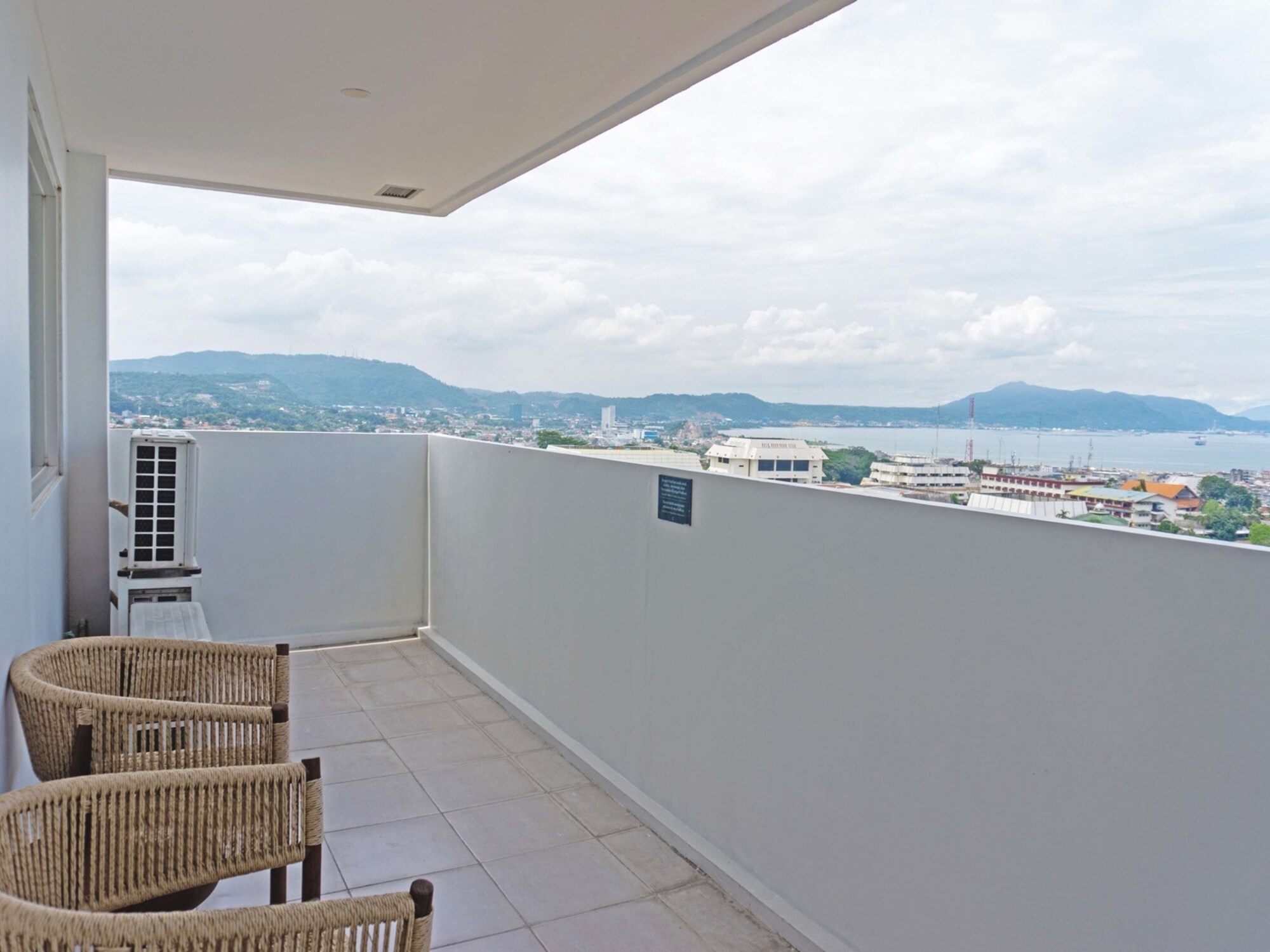 双卧室春丘套房-两张大床-带阳台-海景