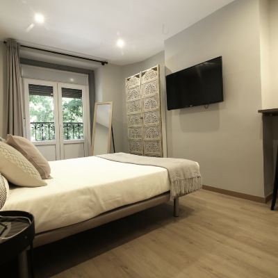 Queen Room with Balcony AbraCadabra Suites Promo Code