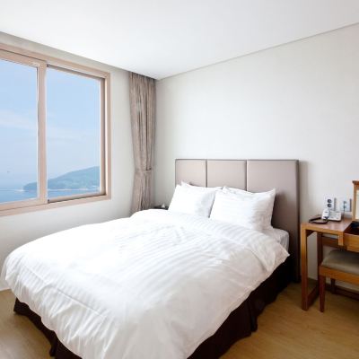 [Family All-in:2Adults+1Child]Suite(Kitchen/Ocean)Water Park Or Yacht Tour 소노캄 거제(구 대명리조트 거제마리나) 쿠폰