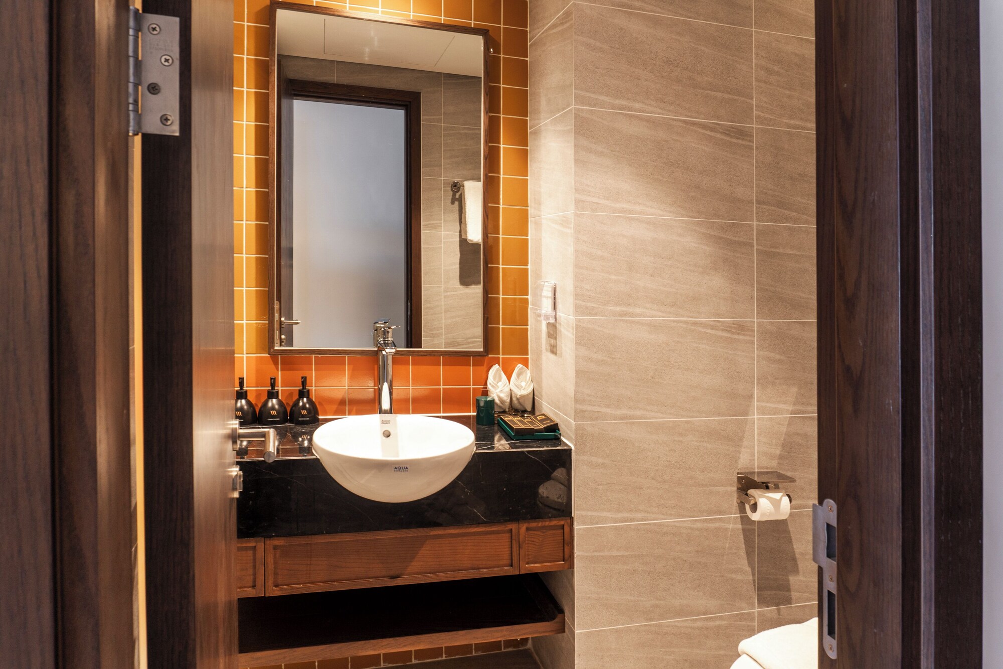 S3 - 高级池畔绿洲一室房