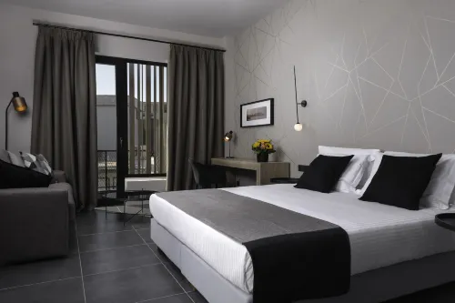 Azur Suites