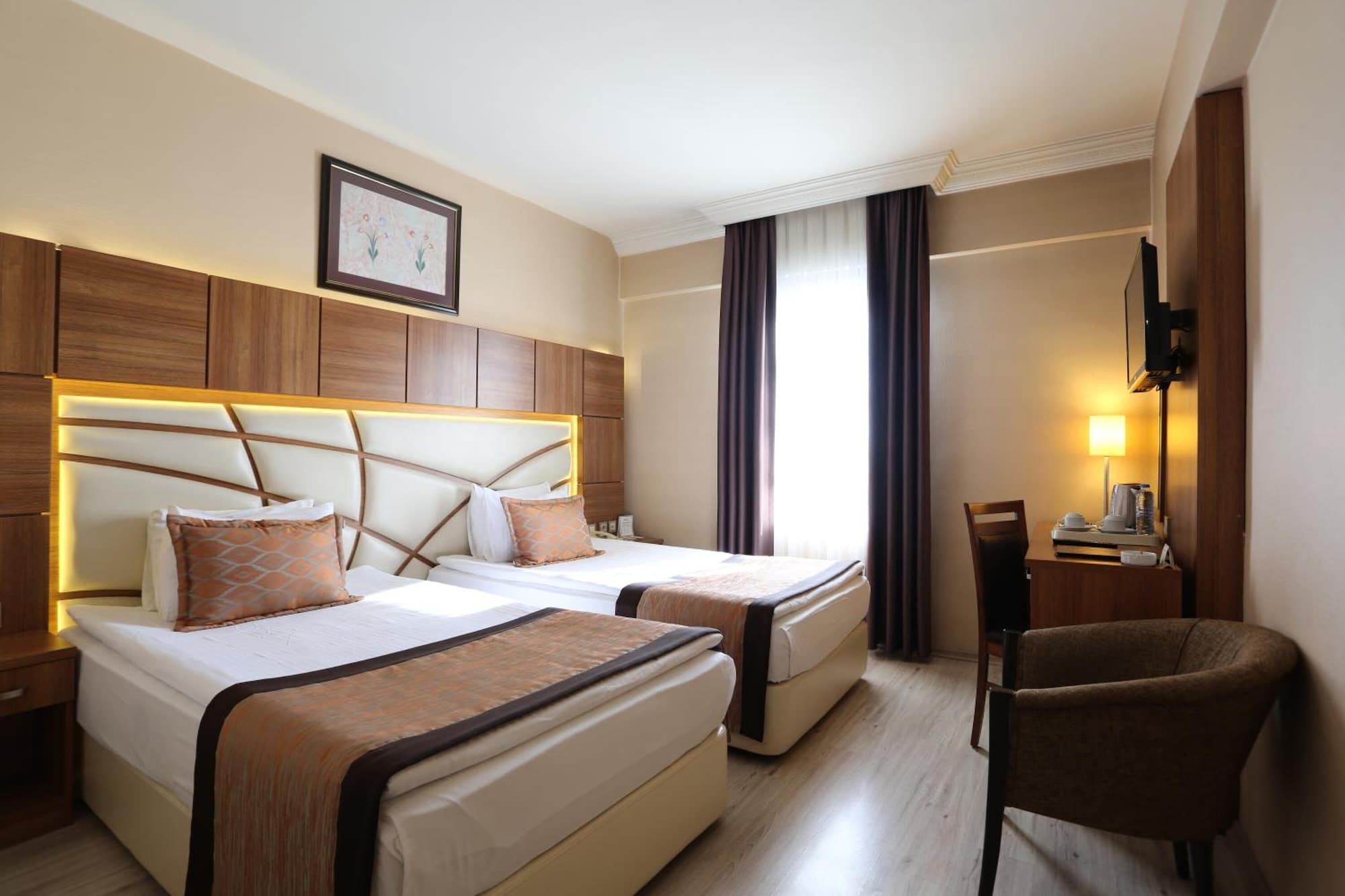 双人床或双床房