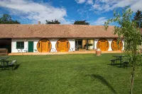 Winzerhof Küssler - Weinviertel Hôtels à : 