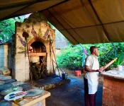 Distant Relatives Ecolodge & Backpackers Hotel a 