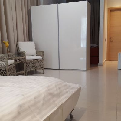Deluxe Studio, 1 Bedroom, Beach View, Beachside The Premier Studio Promo Code