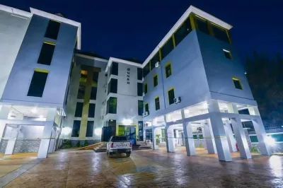 Golden Grand Royale Hotel Hotels in 