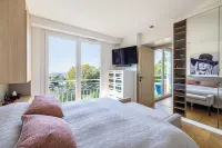 Modern flat with sea view - AC- 2BR- 4P - Cannes