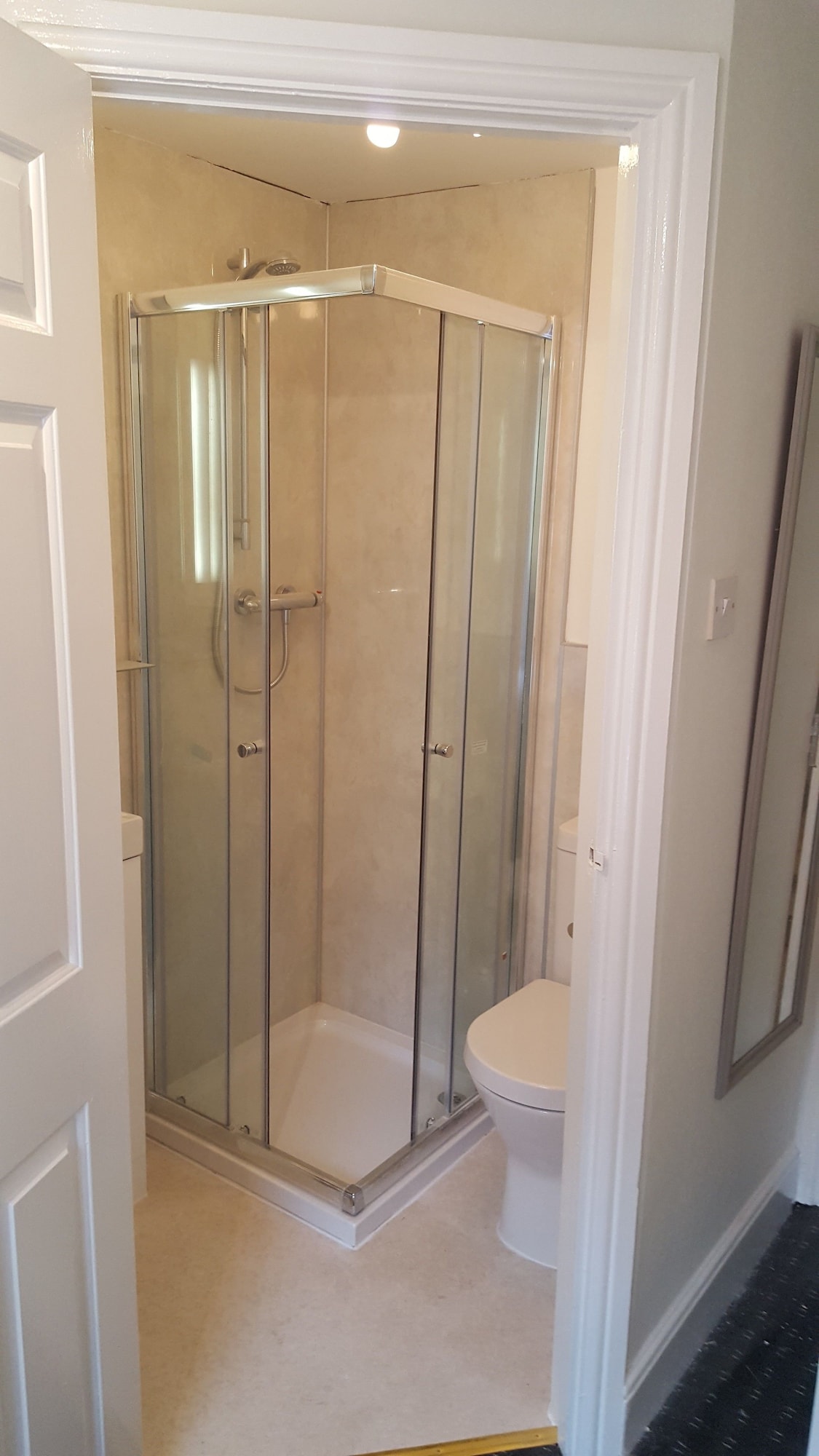 标准单人房， 独立浴室