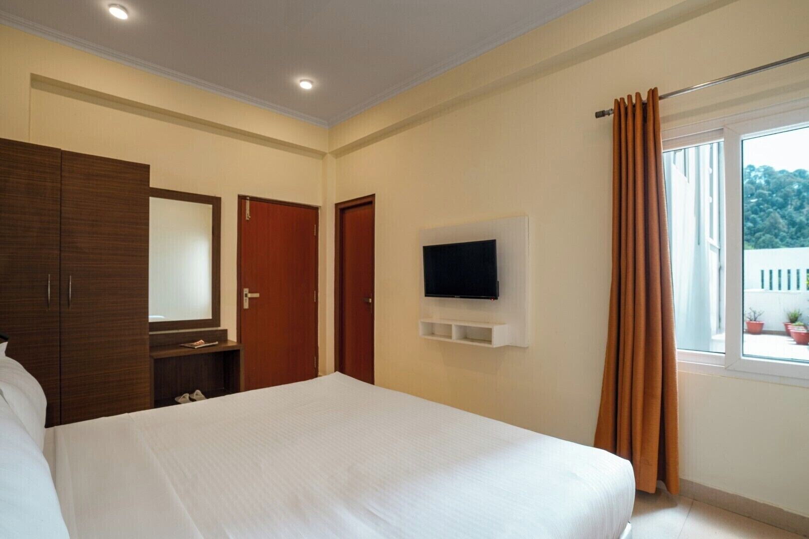 露台家庭套房山谷景观