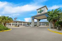 Quality Inn & Suites Hotels in 