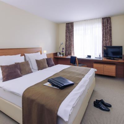 高級雙人床房 曼海姆市政廳美居飯店優惠