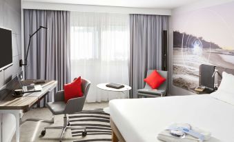 Novotel Birmingham Airport Terminal Building - NEC - Housity