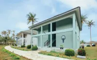 AnoMansa Beach Resort at Elmina Bay Hotels in 