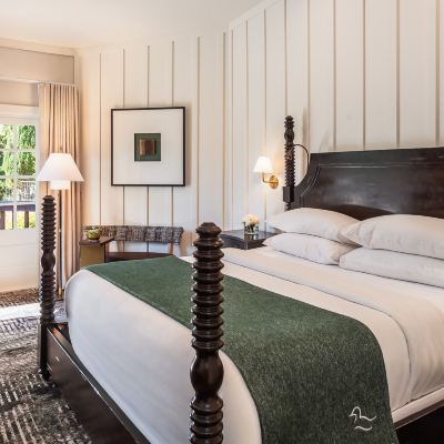 Room (Lodge Deluxe Ada) L'Auberge de Sedona Promo Code