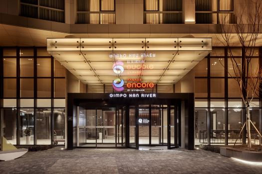 Ramada Encore by Wyndham Gimpo HAN River Hotel