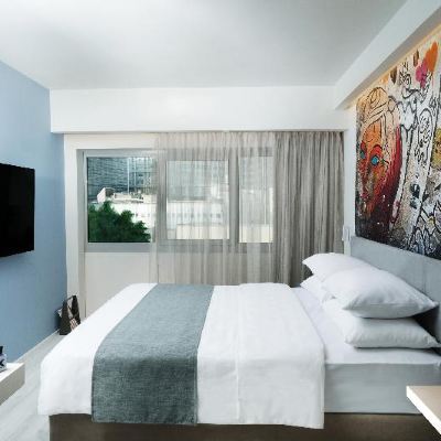 DOUBLE double queen size bed Link Hotel & Hub TLV Promo Code