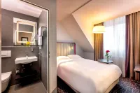 Park Inn by Radisson Nurnberg, Germany Hotels in der Nähe von Brunnen Ehekarussell