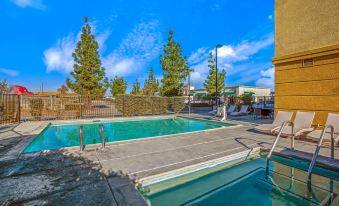 La Quinta Inn & Suites by Wyndham Manteca - Ripon