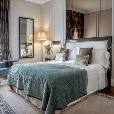 1張特大床經典自由廣場景觀房 InterContinental Hotels 波爾圖洲際飯店優惠