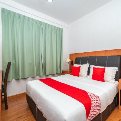 Deluxe Suite  Kupon OYO 90036 Eagle Wood Garden