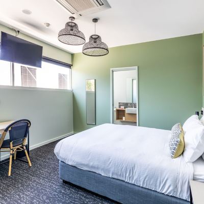 Queen Studio Nightcap at Commercial Hotel Promo Code