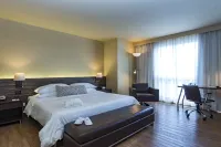 Movich Hotel de Pereira โรงแรมใน