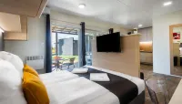 Tisza-to Apartmanpark Hotels in 
