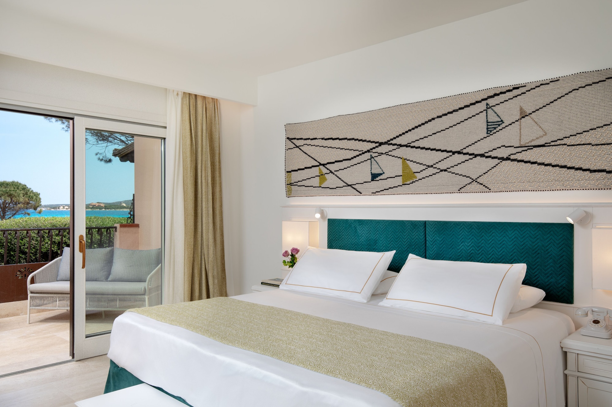 Hotel Abi d'Oru Deluxe Double Room