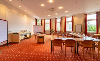 Hotel Schloss Rheinfels - Housity