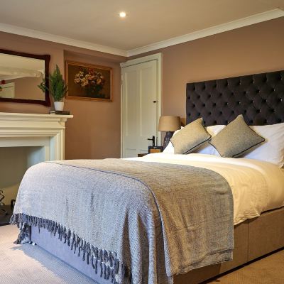 Signature Plus Room The Horse and Groom Inn Promo Code