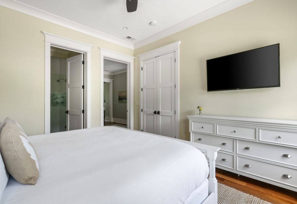 私人无边泳池和海景-迷人的海岸休闲