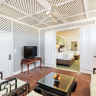2 Queen Bed Suite Pine Inn - Carmel Promo Code
