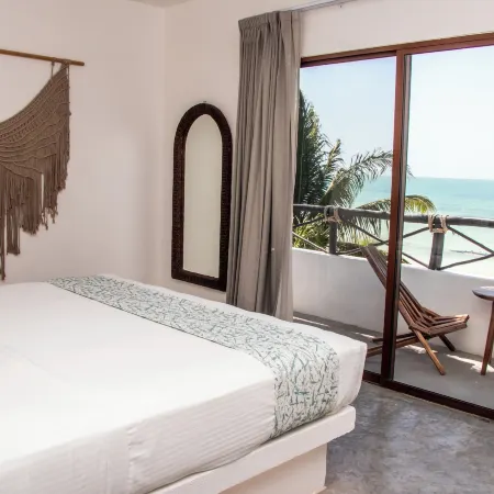 Hau Holbox, Oceanfront Boutique Hotel