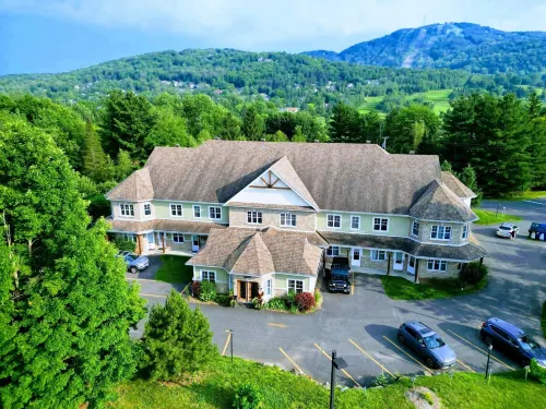 Champlain Condo 202