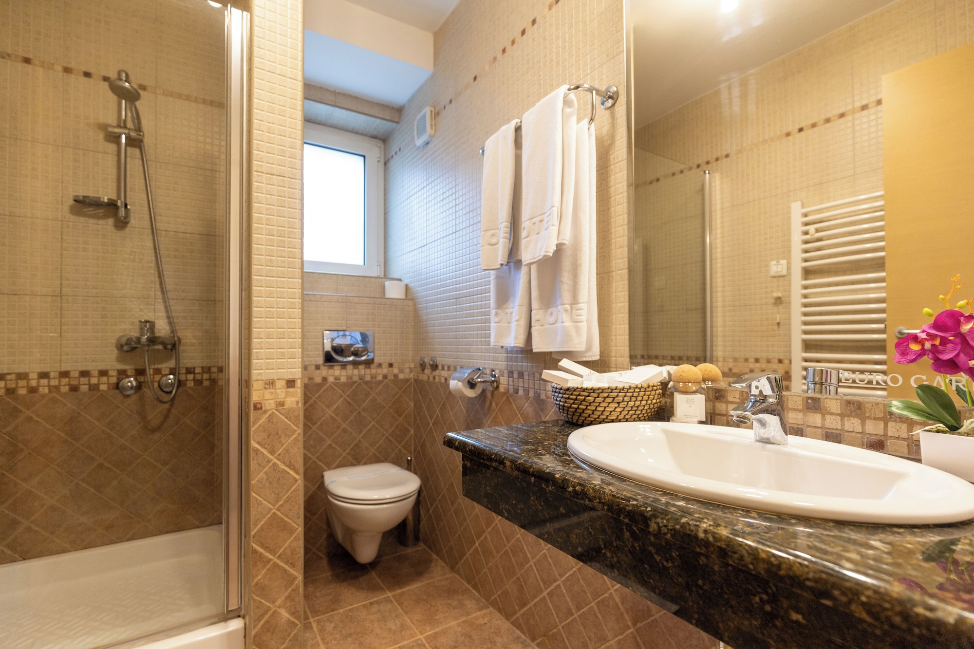 标准双人间 - 带一张双人床