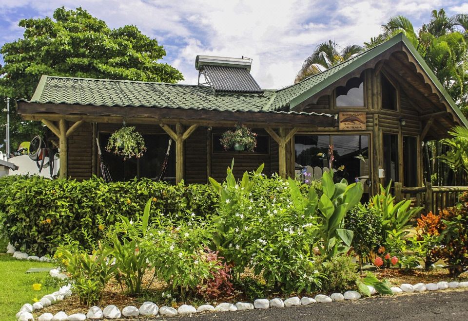 Hotel Villas Bungalows Ballena, Exterior, Garden