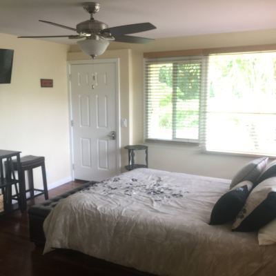 #01 Standard Cottage, Private Bathroom, Courtyard View Aarons Cottage Promo Code