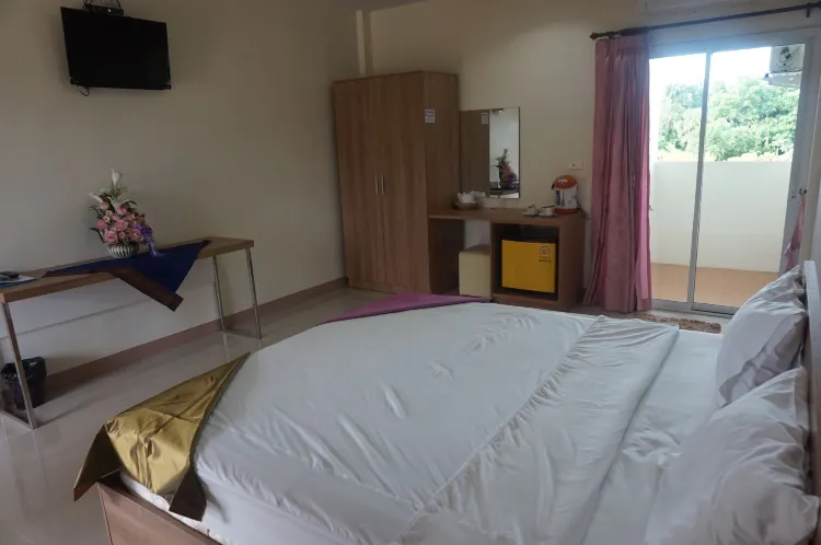 ห้องสแตนดาร์ด เตียงใหญ่ 1 เตียง
