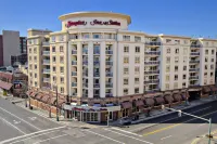 Hampton Inn & Suites Memphis at Beale Street