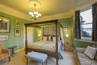 Grosvenor Villa