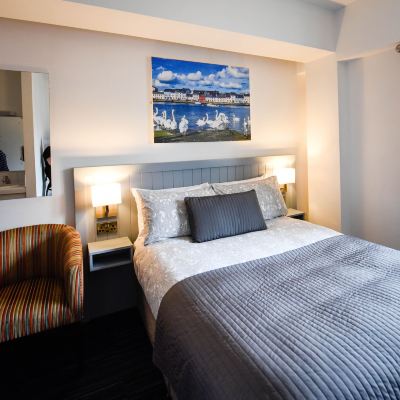Quadruple Room Ensuite Kinlay House Eyre Square Hostel Promo Code