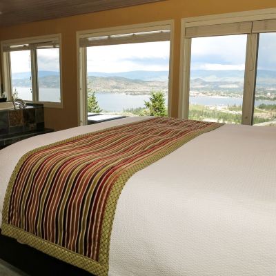Suite, 1 King Bed, Non Smoking (Grand View) A View of The Lake Bed & Breakfast Promo Code