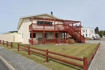 Tui Base Camp Hotel di 