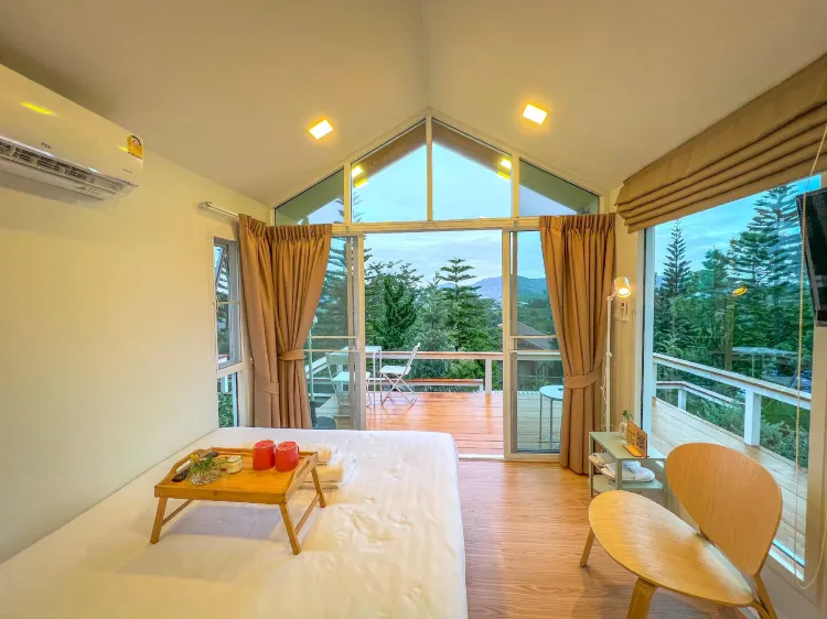 ห้องเตียงควีน มีระเบียง